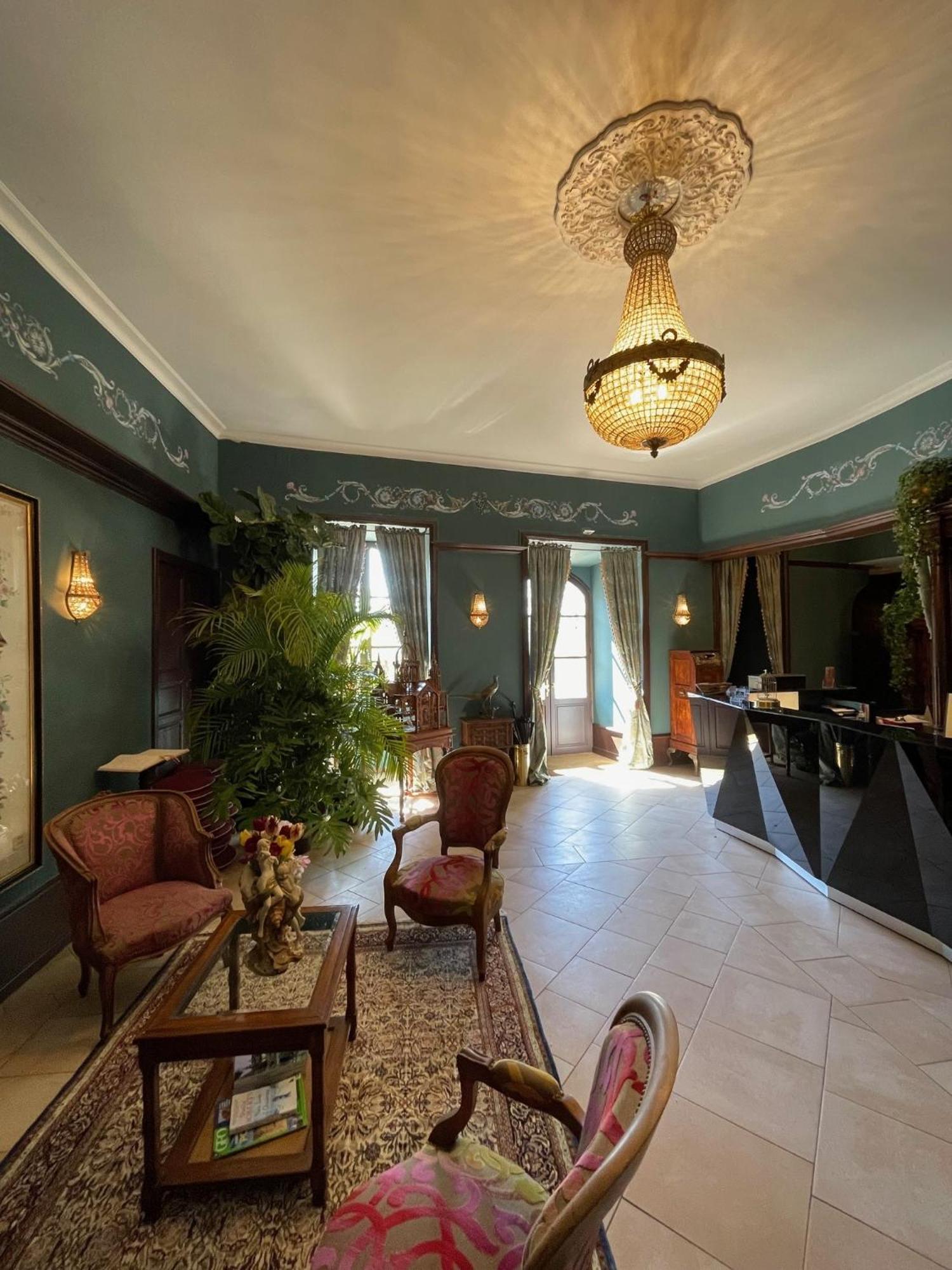Chateau De Castel Novel Boutique Hotel Varetz Exteriér fotografie